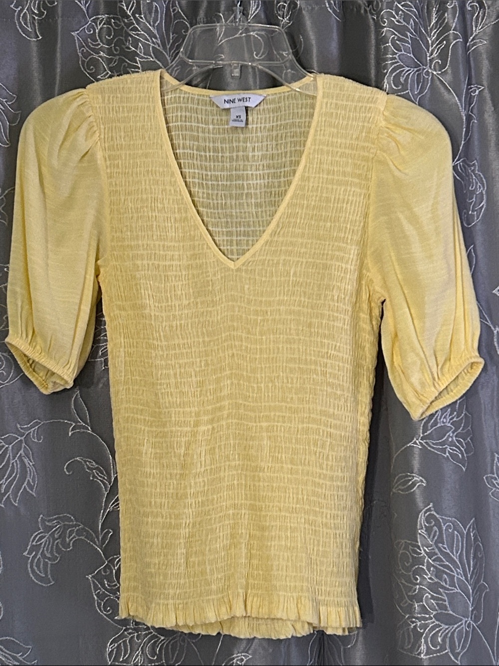Nine West Light Yellow Puff-Sleeve V-Neck Blouse